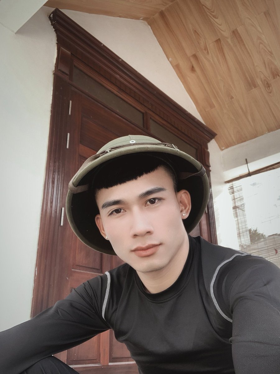 RA QUÂN RỒI tweet media