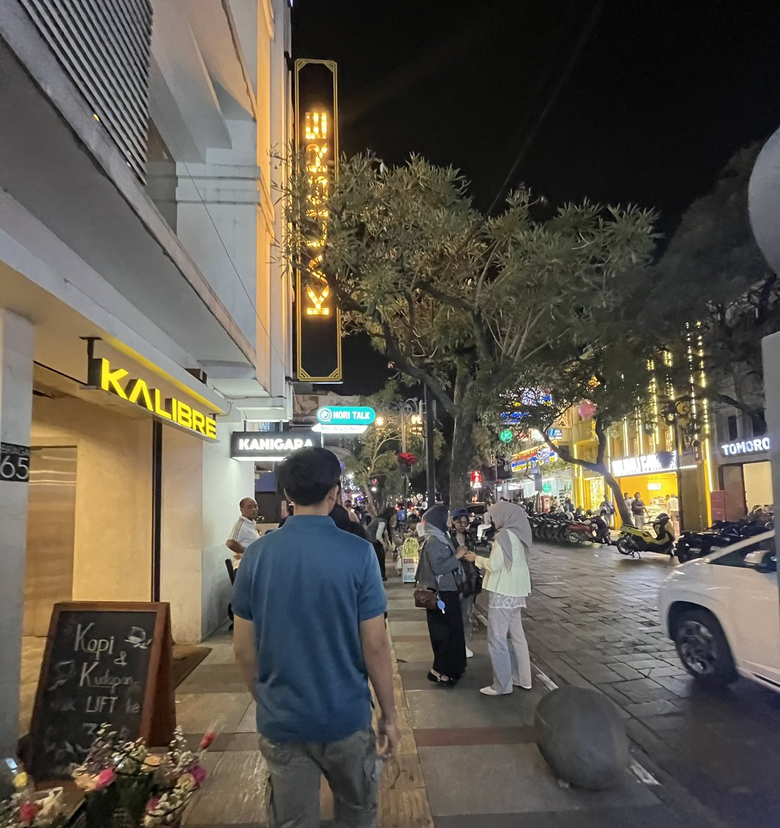 nabilrna's tweet photo. Looking for Nori Talk
📍Braga, Bandung https://t.co/Il7CTYL8JT