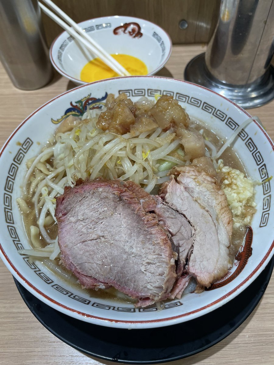 ぜーた tweet media