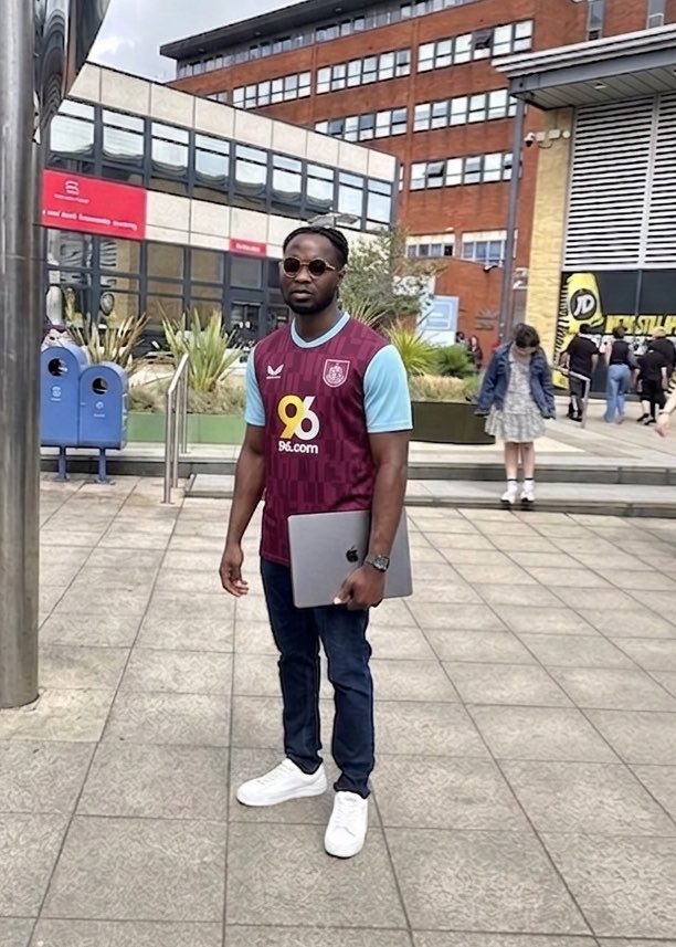 Slimfit tweet media