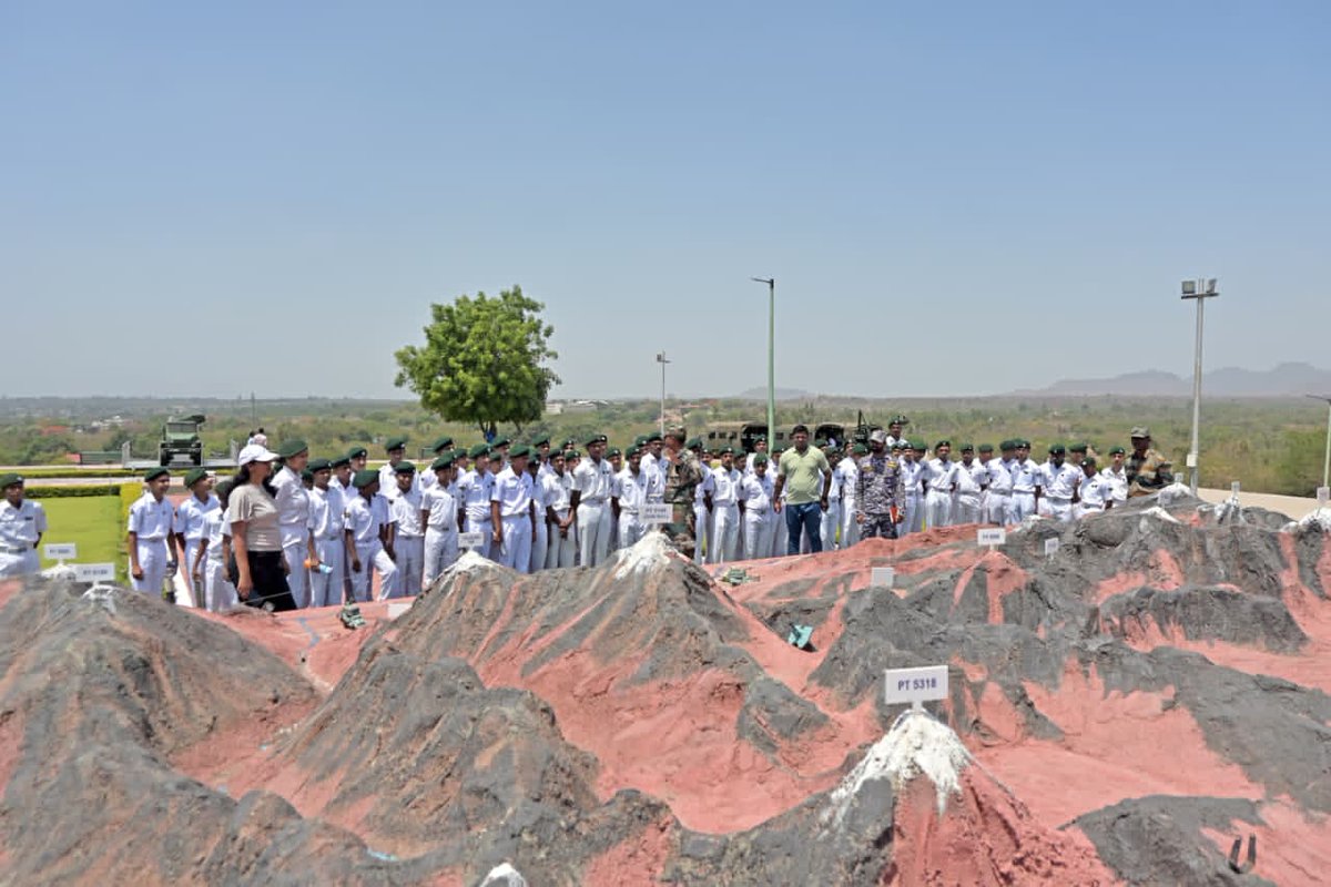 artrac_ia's tweet photo. 𝐒𝐜𝐡𝐨𝐨𝐥 𝐨𝐟 𝐀𝐫𝐭𝐢𝐥𝐥𝐞𝐫𝐲

230 cadets from 1 Maharashtra Naval Unit (NCC), attending their Combined Annual Training Camp, visited the School of Artillery on 15 May 2026. 

The cadets  were briefed on illustrious history and traditions of the Regiment of Artillery at Rudranaad Centenary Museum and the OPERATION VIJAY memorial. The cadets were also exposed  to recently inducted niche technologies and weapon systems in the Regiment of Artillery.

The visit was intended to inspire the cadets to consider joining the Indian Armed Forces and to give them an insight into  the  rich heritage of Indian Army.

Instagram- https://t.co/5dEVdGfCCw

Facebook- https://t.co/8p4keE4PLt

#NCC
#SchoolOfArtillery
#ARTRAC
#IndianArmy
@adgpi
@HQ_DG_NCC