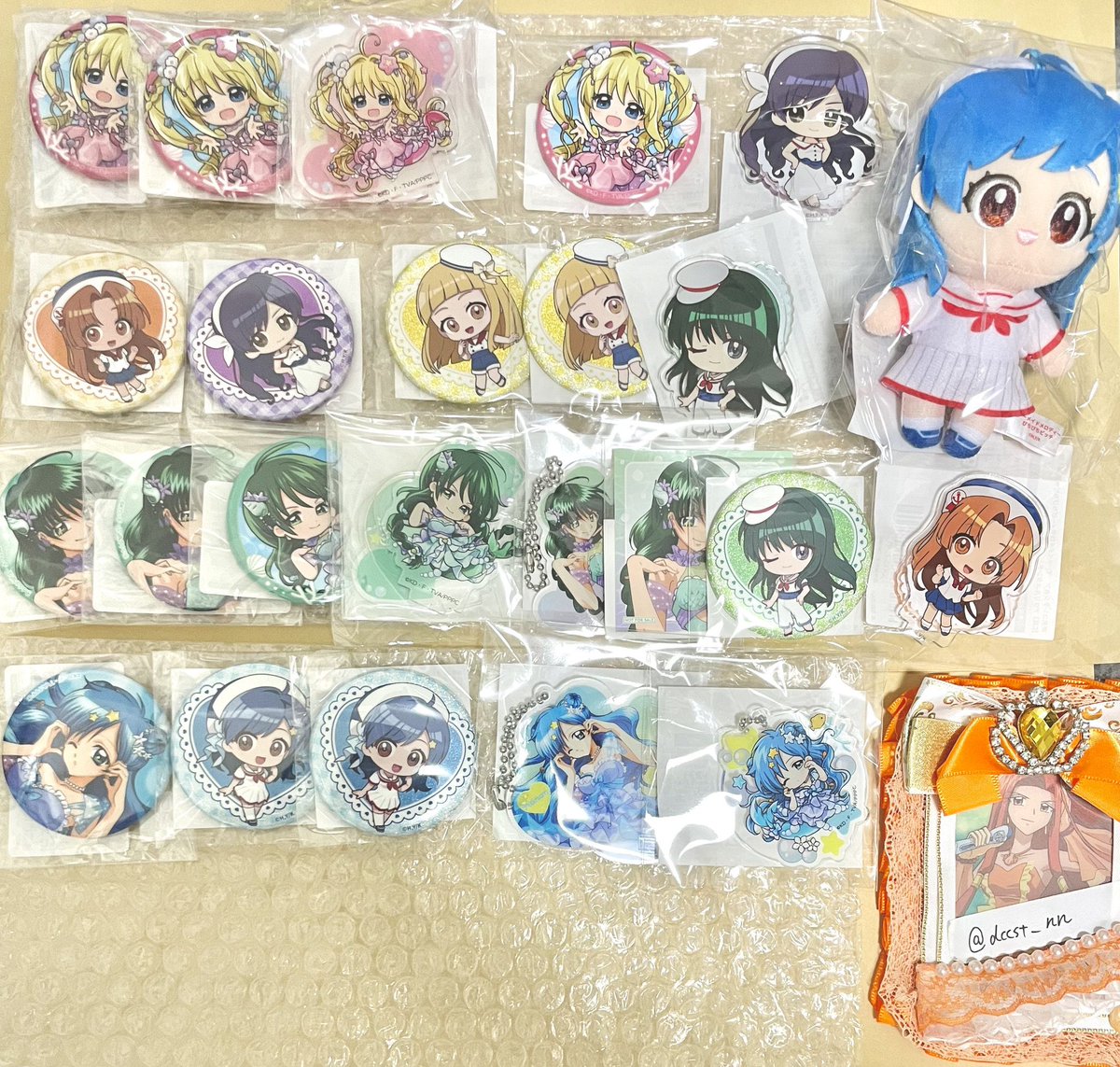dccst_nn's tweet photo. ぴちぴちピッチ 交換

求）2枚目柄缶バ💖>バレンタイン、Y2K>>>>>>その他絵柄(優先物決まり次第)

譲）1枚目

譲りも求めも過去のものなので難しいと思いますが、お手元にある方いらっしゃればお願いいたします🙇‍♀️

🎤鉄ルームキー ｻﾗは買取もさせていただきます。

ぬいぐるみは比率3点〜 https://t.co/KtIJQOFXVr
