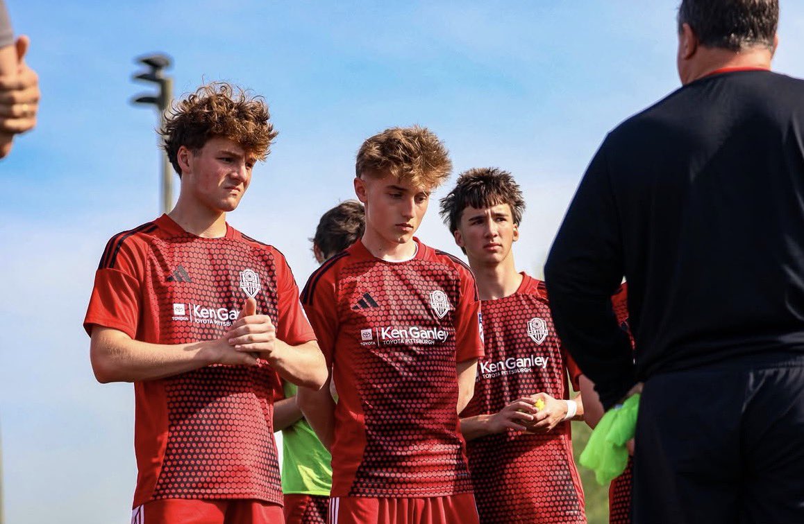 Century_Utd's tweet photo. A championship weekend to remember 🏆

A few moments from yesterday’s State Cup title win for the 2009 Boys NL. From the opening whistle to the final celebration, this group left everything on the field. 

Always united. 

#RepCentury https://t.co/zZniMSCOFx