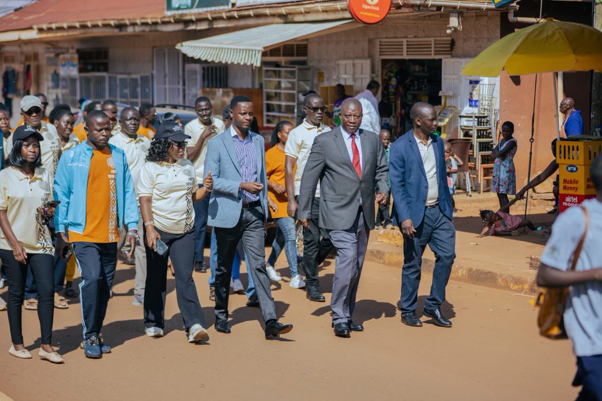 GITA_Africa's tweet photo. Earlier today, the energy shifted to the streets as Jinja City came alive! 

@GITA_Africa members joined hundreds in a vibrant morning procession, celebrating culture and identity while promoting museums as vital bridges that unite people globally

#IMDUganda2026 #GITAatIMD https://t.co/rEcnuhWqPi