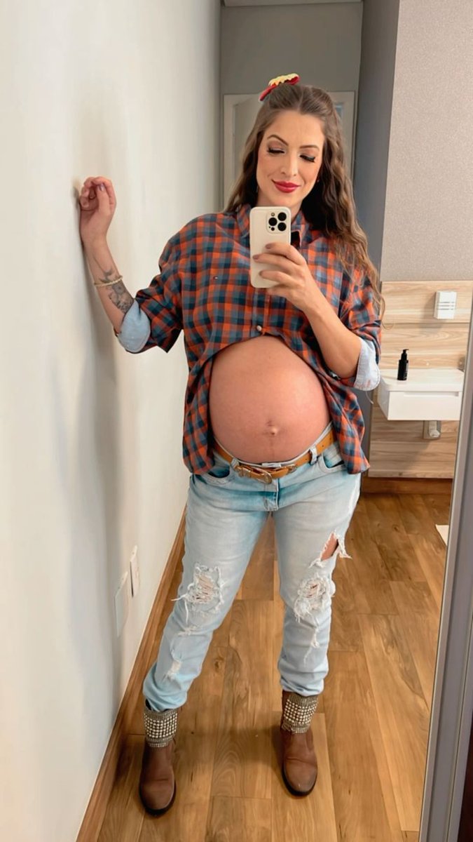PregnantBelliesOnly We Love Pregnant Woman Here! tweet media
