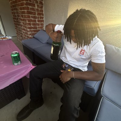 deex300's tweet photo. #NewProfilePic https://t.co/ROhrni1QdE