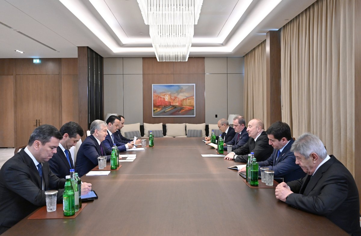 presidentaz's tweet photo. President Ilham Aliyev met with President of Uzbekistan Shavkat Mirziyoyev (@president_uz).

https://t.co/t7grhOZv3V https://t.co/rI51ZlvVcM