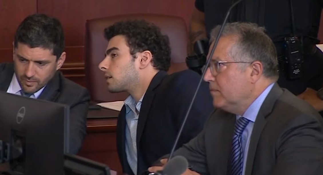 L0rax_Lu's tweet photo. Luigi Mangione in NY State court 5/18/26 https://t.co/7btrk5QVaj