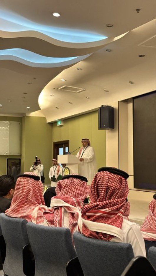 AldarmiF's tweet photo. أُسدل الستار على iKAPHS 2026،
بعد أيامٍ مليئة بالشغف، الابتكار، والعمل الحقيقي.
سعيد وفخور بهذه التجربة التي أضافت لي الكثير، والشكر لكل من كان جزءًا من هذا النجاح 🤍

#iKAPH2026 #KSAUHS
 #iKAPH https://t.co/rJQd6Nkwtl