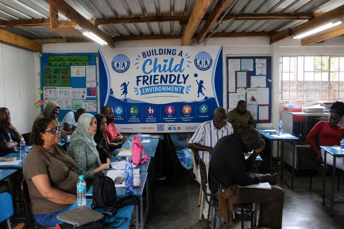CPSZimbabwe's tweet photo. Last week, we trained staff at CLC Group of Schools in Belvedere, focusing on Child Protection Committees and Social Work in Schools. We focused on the importance of creating safe, supportive, and responsive school environments where children are protected, #ChildProtection #CPS https://t.co/TqEPaJQ3qp