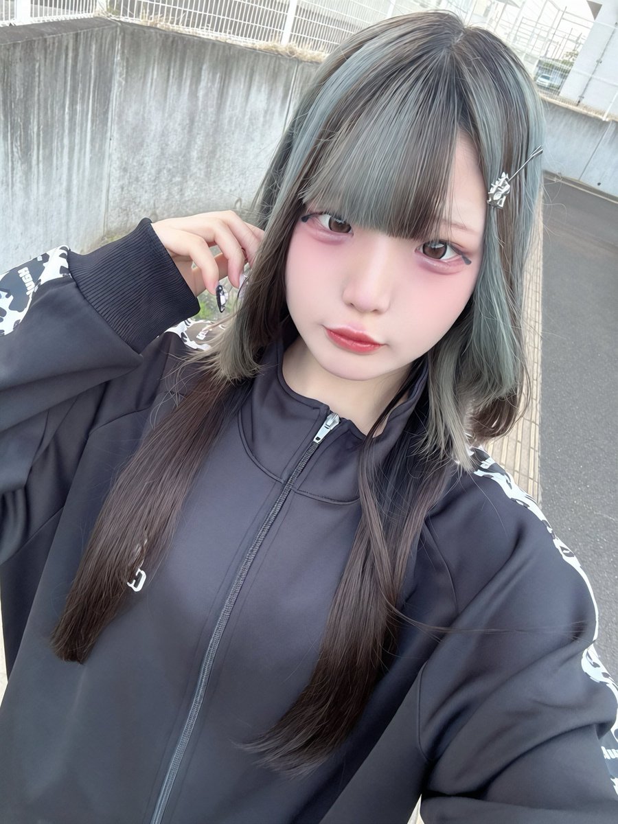 しゃけ tweet media