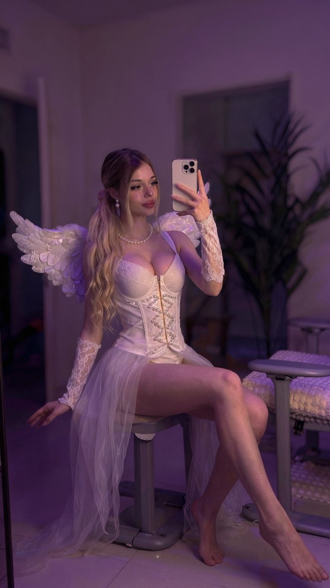 Lexi tweet media