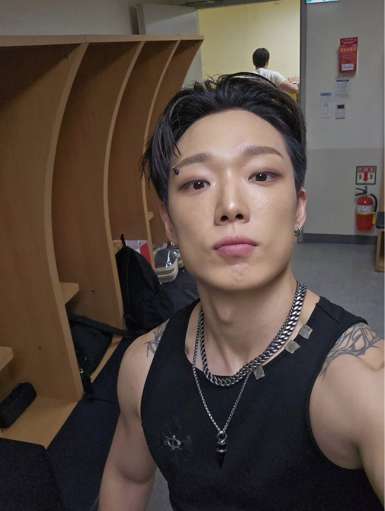 핵좋아버리고슴도치! tweet media