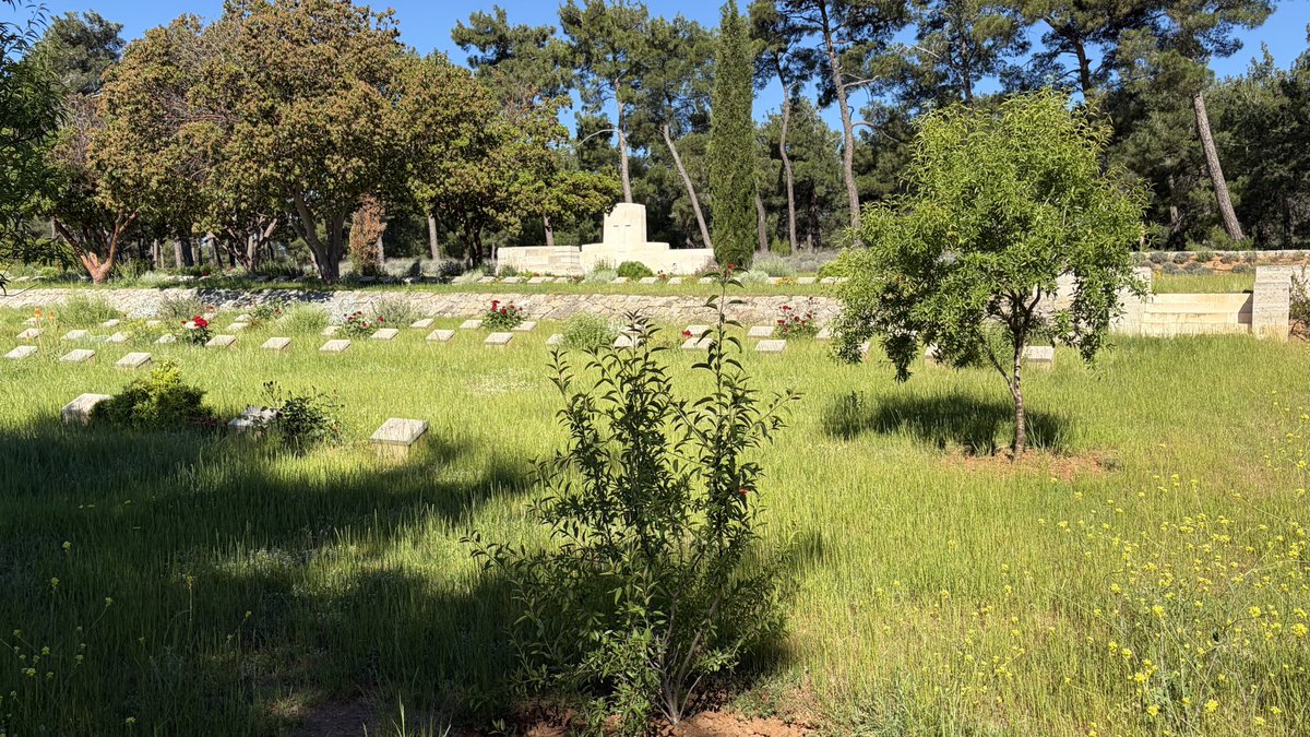 TrenchTrotter's tweet photo. Are they all like this? Not been cut and cared for since winter by the looks of spring growth. I have defended the @CWGC in the past and if there is a good explanation I’m keen to know. I look forward to being reassured. Hope to hear from you. Thank you in advance. https://t.co/HUcF04KsEb