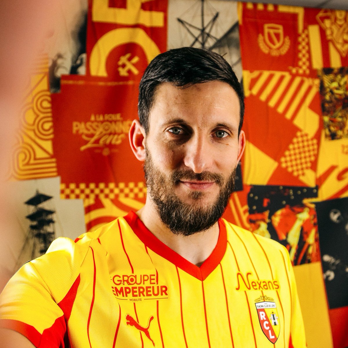 FC Moyen tweet media