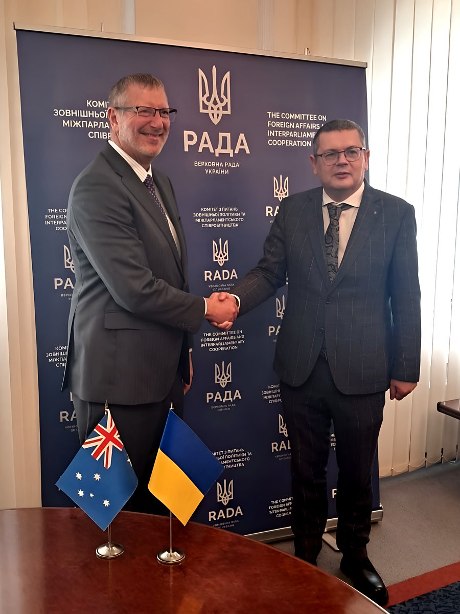 ChairOlek's tweet photo. Superb spending time with @AUinUA Amb. Geoff Bowan in Kyiv. Our friendly talks touched upon an array of issues at the heart of Ukraine-Australia relations. I sincerely thank the ambassador for his country's unwavering commitment to #StandWithUkraine. We're #StrongerTogether🇺🇦🇦🇺! https://t.co/XjFiaqGeVM