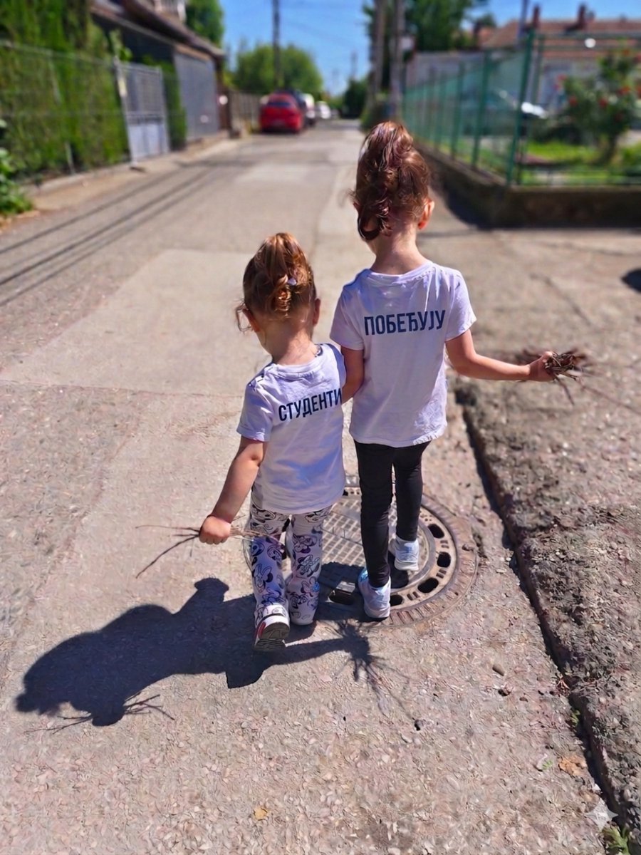 mala___baba's tweet photo. Evo sunca posle kiše❤❤ https://t.co/GLVF2N5HuA
