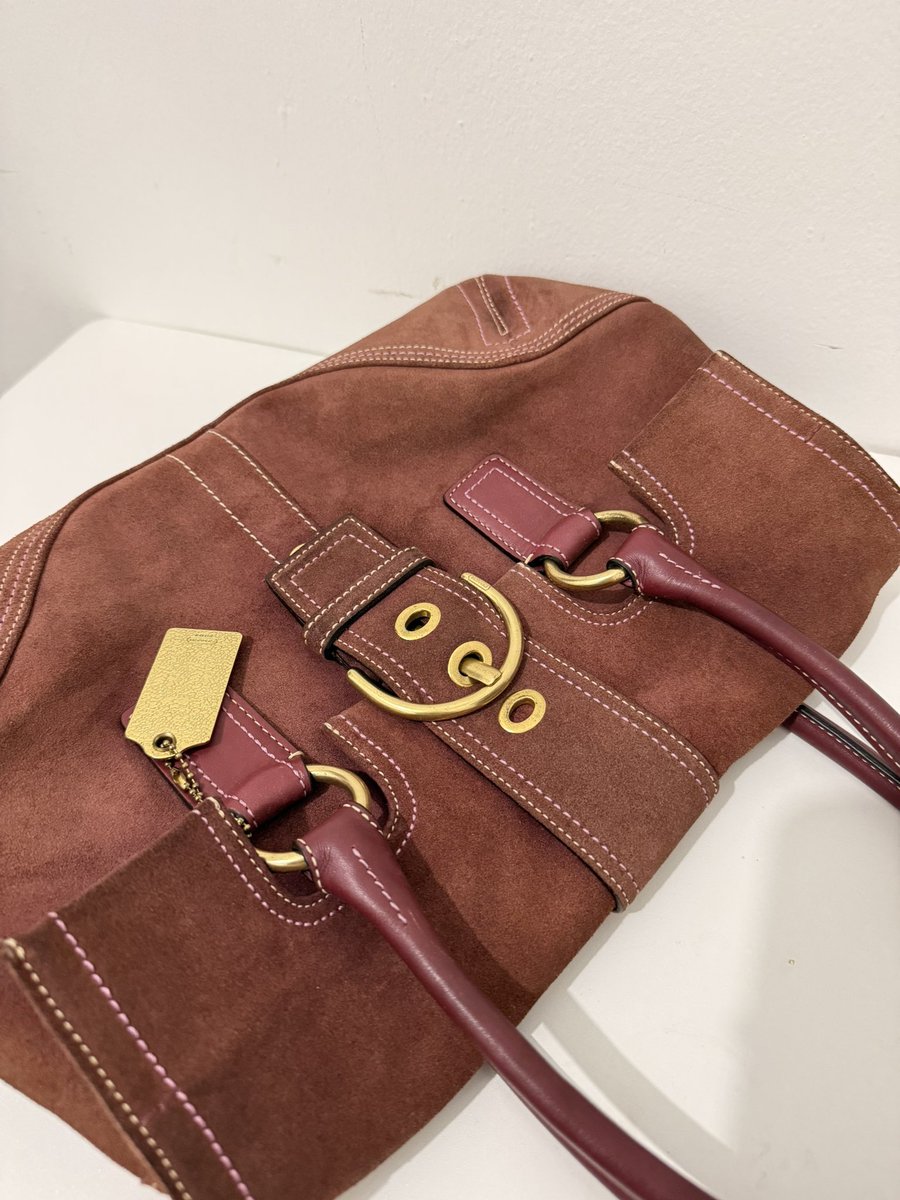 jaemleluvv's tweet photo. WTS (want to sell)
Vintage Coach Bag
Very good conditions dan kemarin baru di laundry jadi bersih luar dalam ya💕

💸800k 

Boleh nego tipis
Bisa oren (+ admin fee)
DM for details🤗

Tags wts jual tas vintage coach https://t.co/NEjku9dqSM