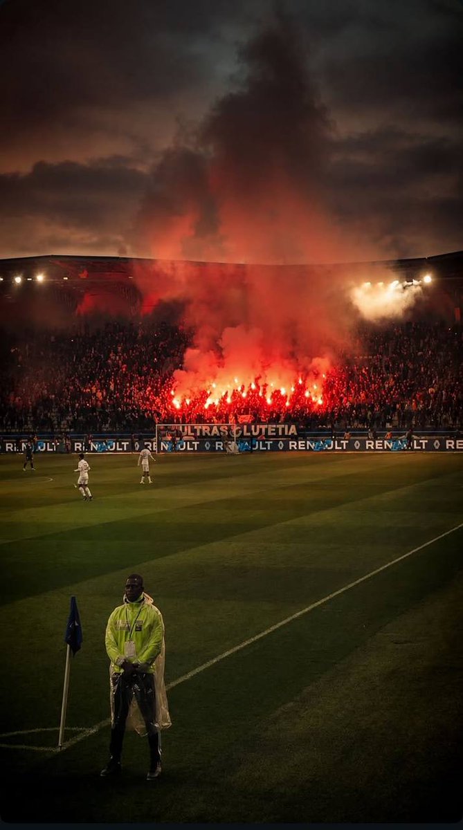 Paulinho9175's tweet photo. MERCI PARIS MERCI LES UL ! On en a chier mais le résultat est la 🥲
Rien de plus à ajouter à cette saison mythique pour une 1er en ligue 1 depuis 46 ans.
Trop de souvenir, des déplacements incroyable et hier une victoire mérite à la 93éme 
#PFCPSG #CertifiéParis #ParisFC #Ligue1 https://t.co/bBy8cOPTOT