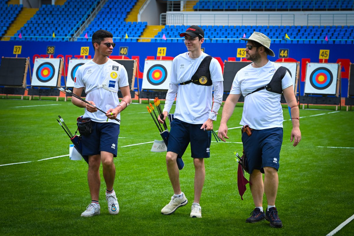 FFTiralArc's tweet photo. Une équipe de France ambitieuse pour les Championnats d’Europe 🎯
Dès demain, les Bleus entameront ce rendez-vous tant attendu à Antalya (Turquie) avec la volonté d'aller chercher des titres
Découvrez tous les enjeux par ici
👉 https://t.co/yeh3p0o9aR
#FFTA #FFTiralarc https://t.co/IvfQrnlh5Z