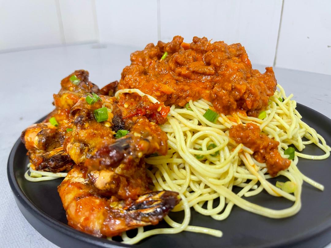 GloryCassandra's tweet photo. Most Abuja events have great decor and average food.
The guests always remember which one let them down.
Just saying. 👀
#EventPlanning #AbujaCatering #CateringTips #AbujaEvents #BelleiseDelicacy https://t.co/ordM0OZS60