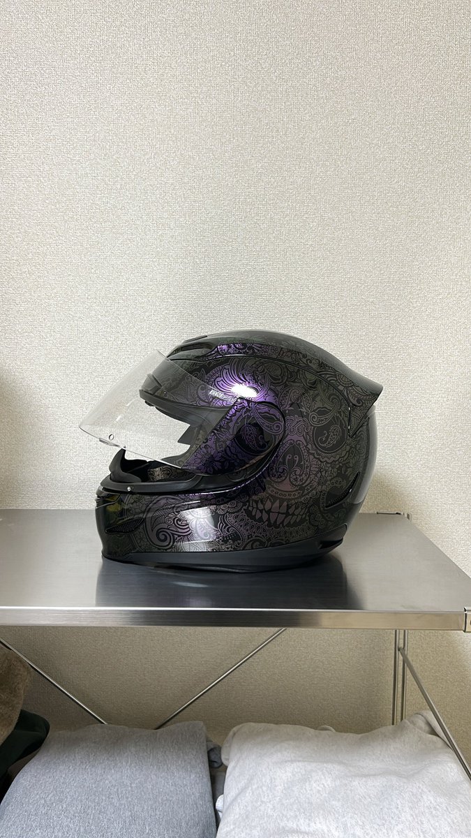 __meg3_'s tweet photo. 3つ目のairmada届いた https://t.co/9ktOF4jCyI