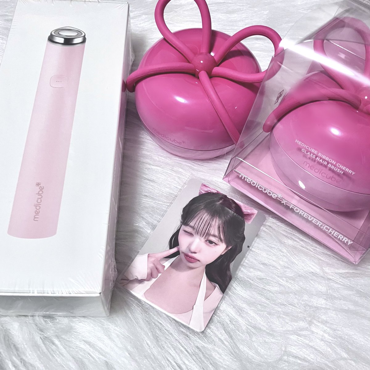 ウォニョンブラシ届いた🍒 大きさは手にすっぽり入るくらいだった