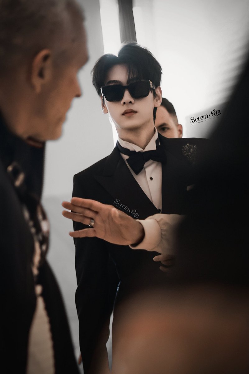 Serein0919x0706's tweet photo. 20260517 France's Cannes Red Carpet

乱世巨星

#ziyu #ZiYu #TianZiyu #tianxuning #TianXuningZiYu https://t.co/FoqpEp1OGy