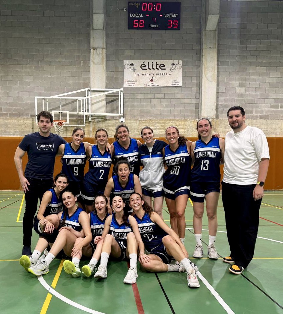 CBIPSI's tweet photo. 🏀SÈNIOR “B” FEMENÍ🏀

@CBIPSI 6️⃣8️⃣
🆚
@martinencbq 3️⃣9️⃣

👉 Tanquem la temporada amb una gran victòria i en setena posició‼️

#1aTerritorialFem
We💙🏀 https://t.co/swLrztfIkj