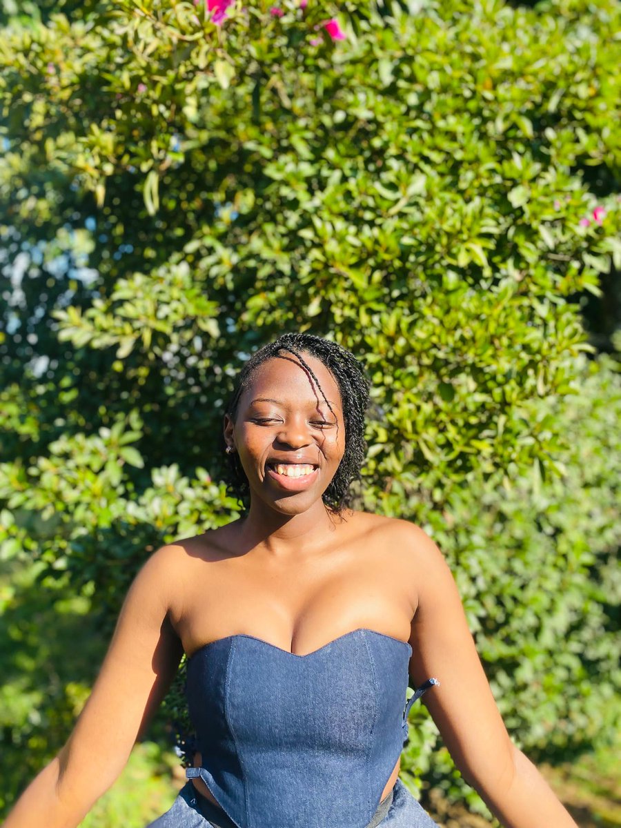 She's Art🎨📸🌚 tweet media