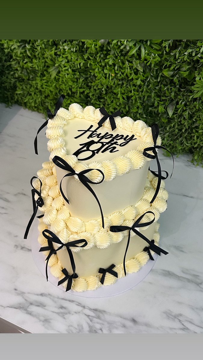 JonsCakes's tweet photo. ✨ Classic elegance with a modern twist ✨
 This stunning 18th birthday cake features soft ivory buttercream, delicate piped textures, and hand-tied black bows for that perfect contrast 🖤

Simple, stylish, and totally statement-making 🎀 https://t.co/7wclaxgOq5