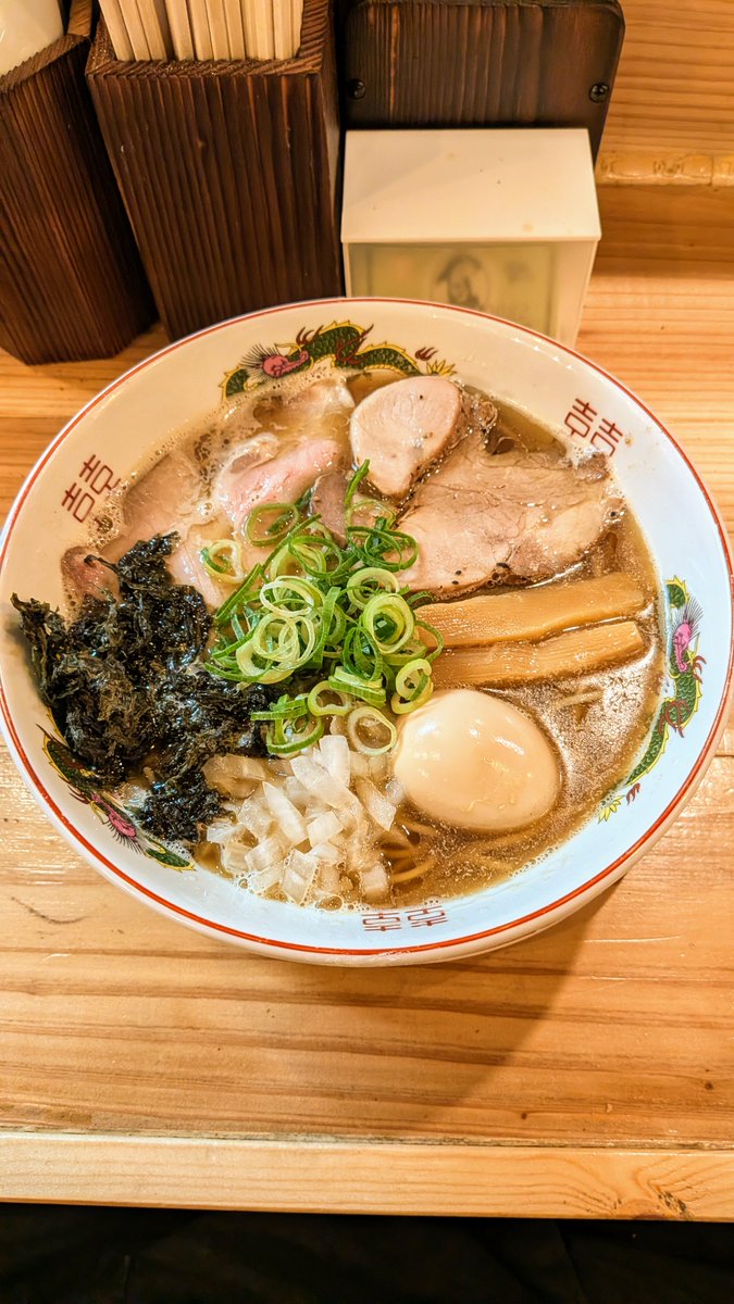 たかとう メンのラー(ง ˘ω˘ )ว
