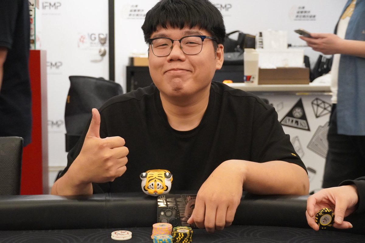 ajpc_ac's tweet photo. ■AJPC SAMURAI CIRCUIT TAIWAN                      
Tokyo last night Giant Stack                                                             
スタートしております‼️                                               

▼会場の様子を随時UP中▼
https://t.co/M0hkgAtuRr https://t.co/iR8b0iCWws