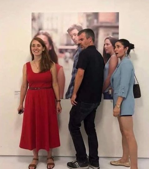 _3emeOeil's tweet photo. Ils refont la pose 17 ans après qu'ils soient devenus célèbres grâce à ce meme mythique 😁 https://t.co/7dF8pgSIe5