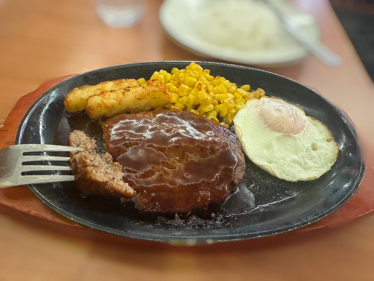質問🙋🏻‍♀️ 私、目玉焼きを目の前にしたら誰かにお譲りしちゃう