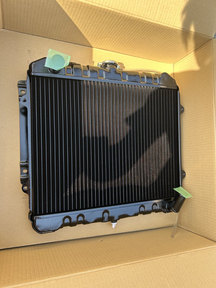 AREA__512's tweet photo. @eharad1231 ラジエーター仕上がって来ました！
ラジエーター66000円です！ https://t.co/pfrXvBrlgi