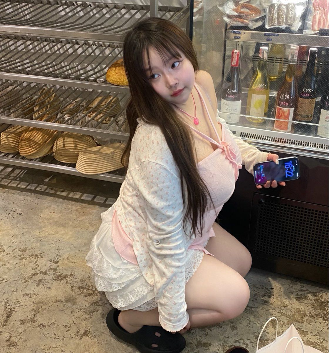 เฟินเองไม่ใช่เฟินแอ๊ง🥯 tweet media