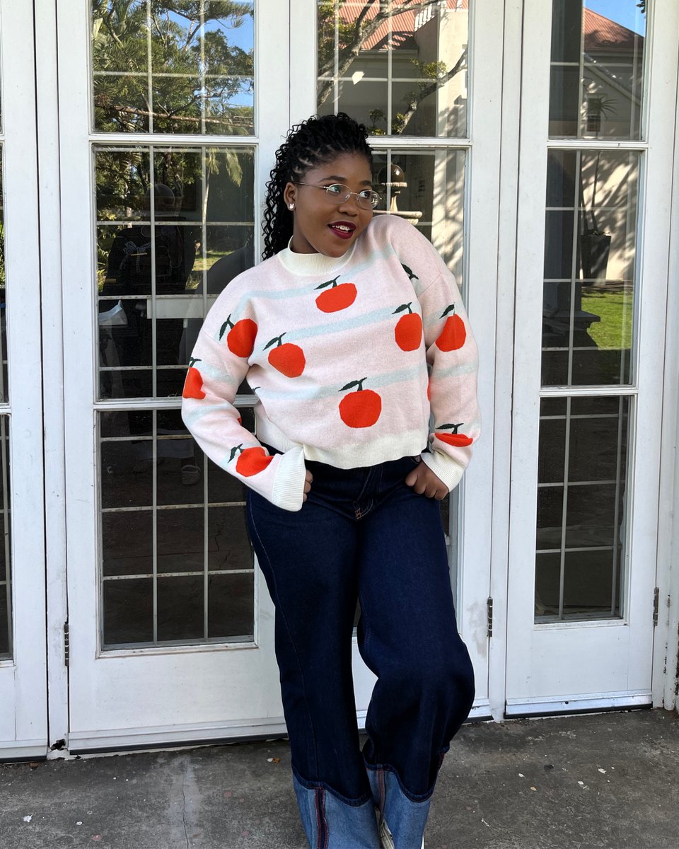 VarsityVibeSA's tweet photo. Whether it's cozy knits or weekend dresses, these fits are doing exactly what they need to do 💐

Shop Free2BU and so much more in-store and online @edgarsfashion and get 20% OFF* with your Varsity Vibe deal 🤭

#neverpayfullprice #Edgars #Free2BU #VarsityVibeSA https://t.co/PKGWGvfdZC