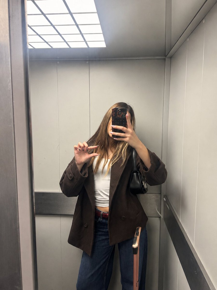 Queen_Lurelia tweet media