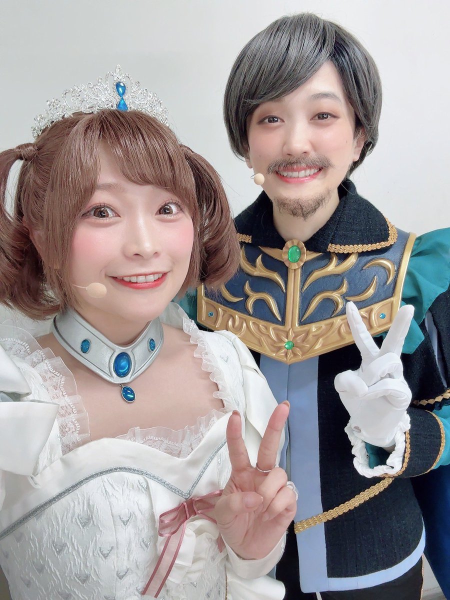 小山百代 tweet media