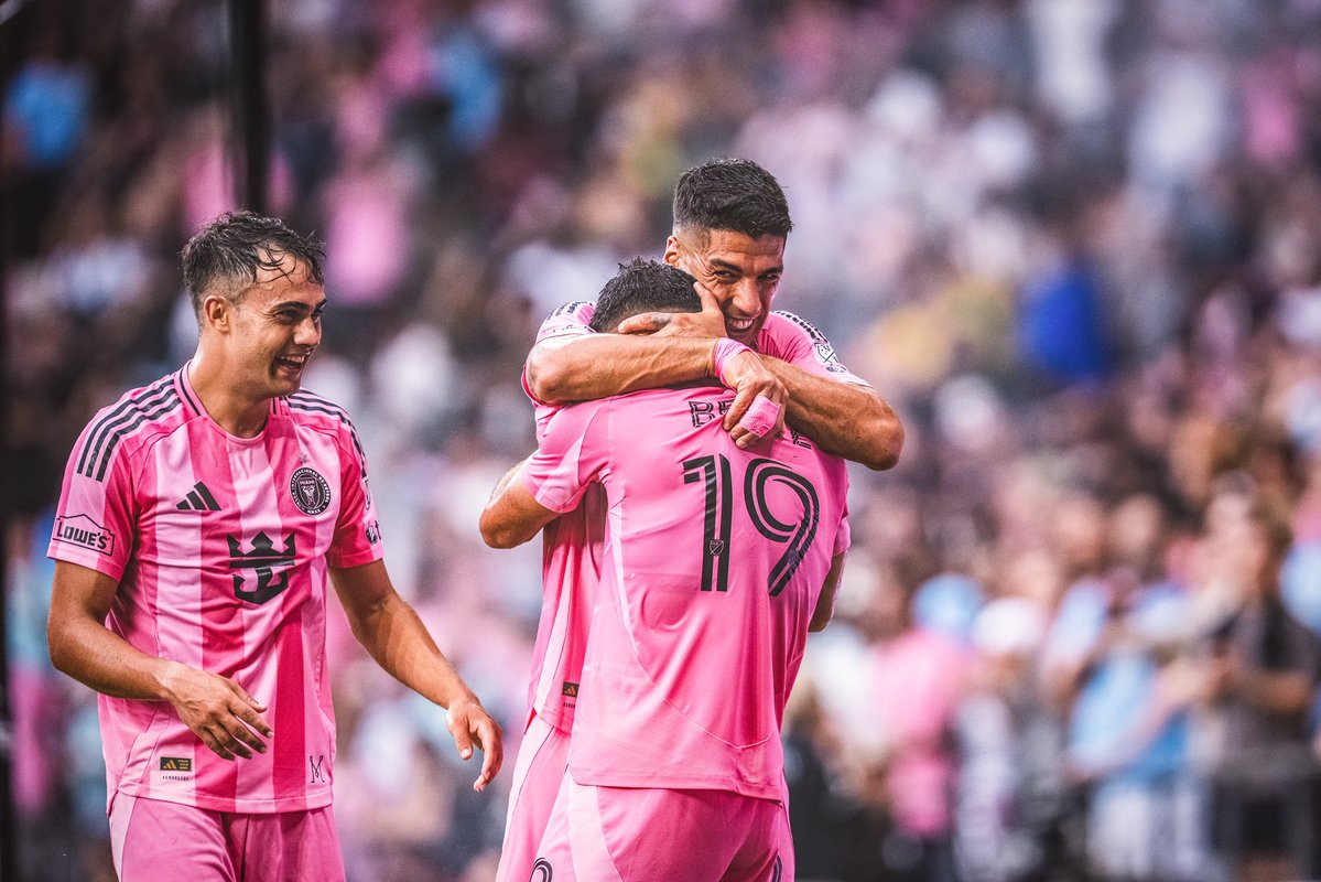 Luis Suárez tweet media