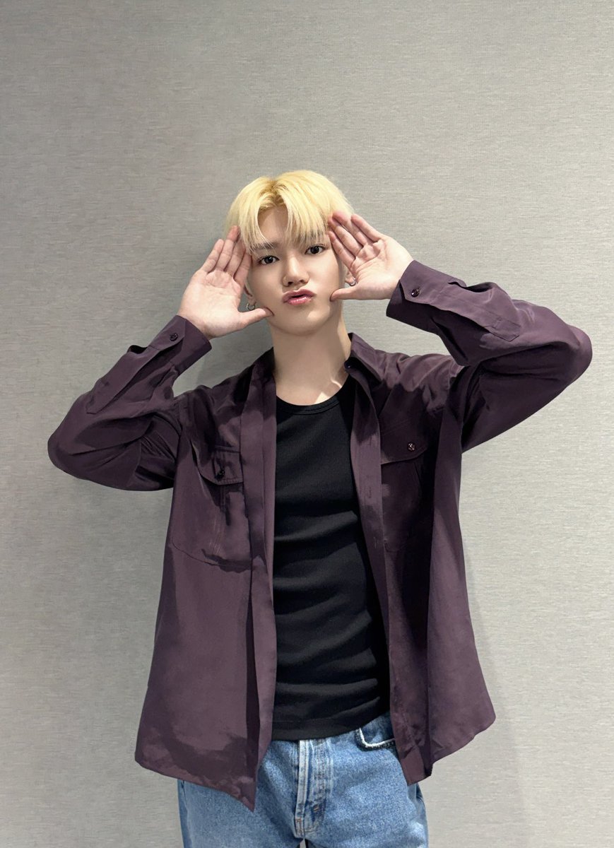 taeyong pics tweet media
