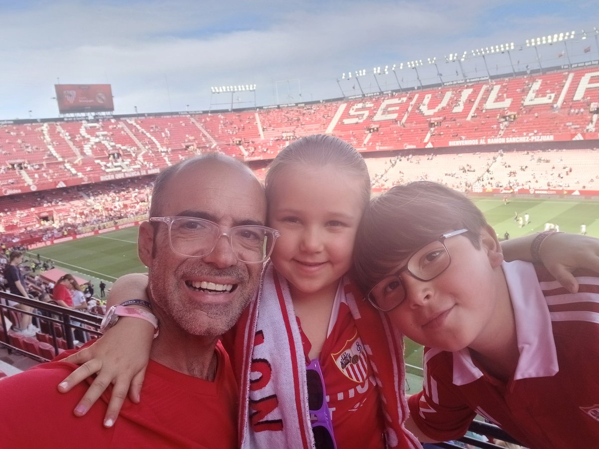 Antonio León tweet media