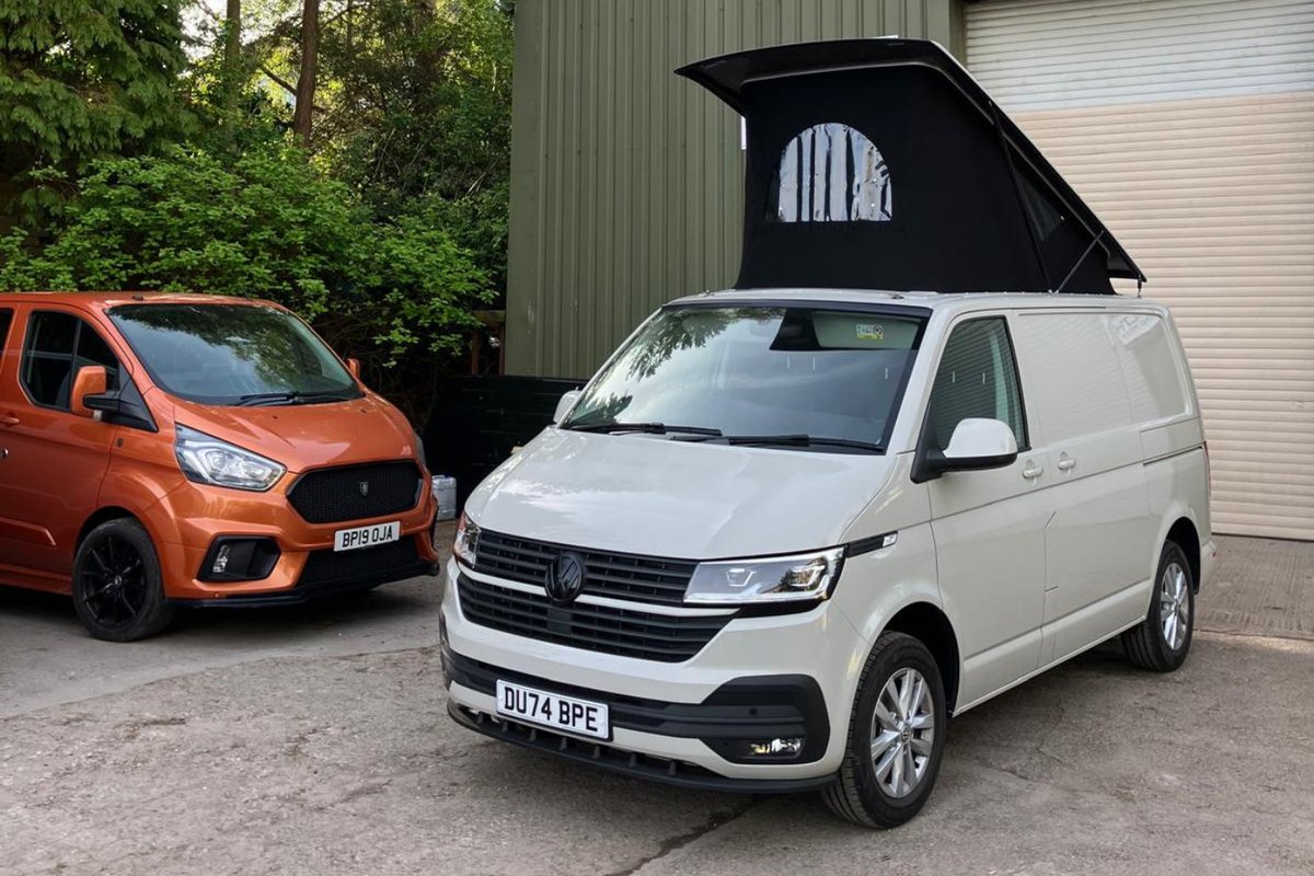 StealthByVanBus's tweet photo. VW T5–6.1 B2 or B2B, available now for summer 2026 conversions. Stealth roofs designed to vanish into the silhouette.
Explore: https://t.co/zlE05R9ZpZ
#VWTransporterRoof #StealthB2B #UKPopTop #TransporterMods #VanConversionUK https://t.co/w2Xua3d6zq