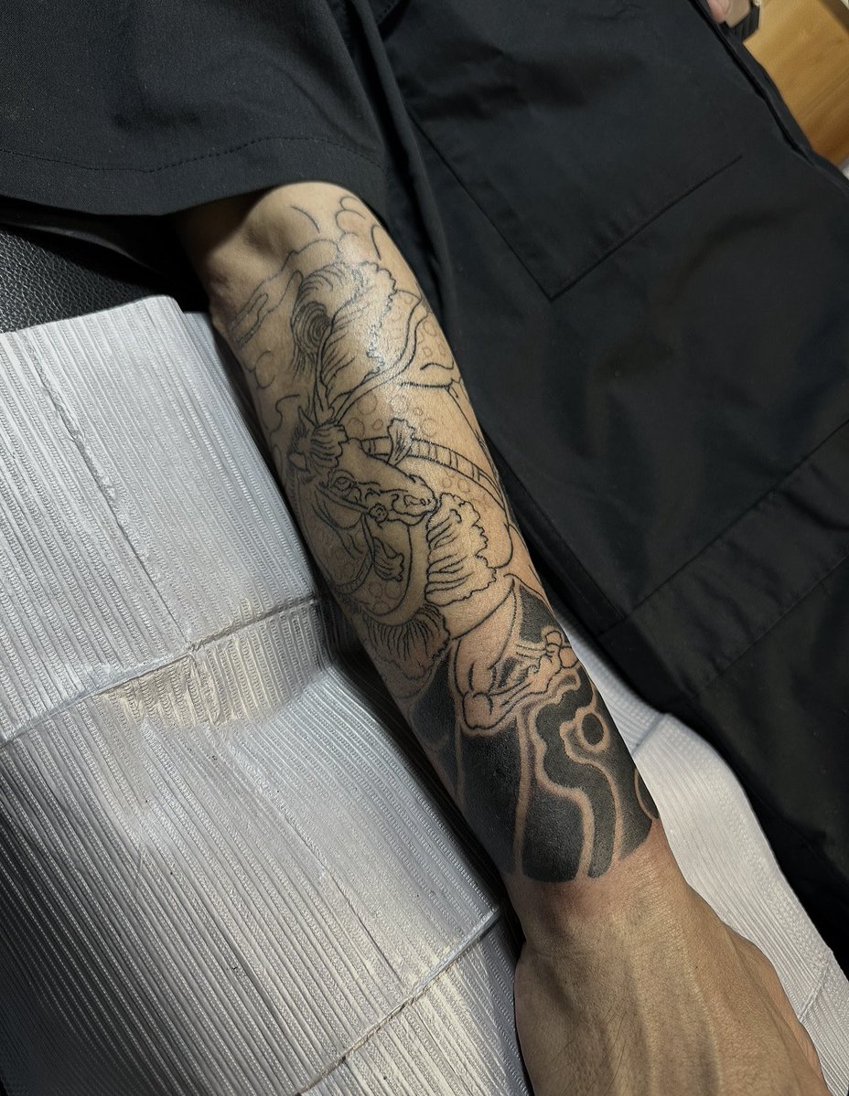 2FACE TATTOO STUDIO tweet media