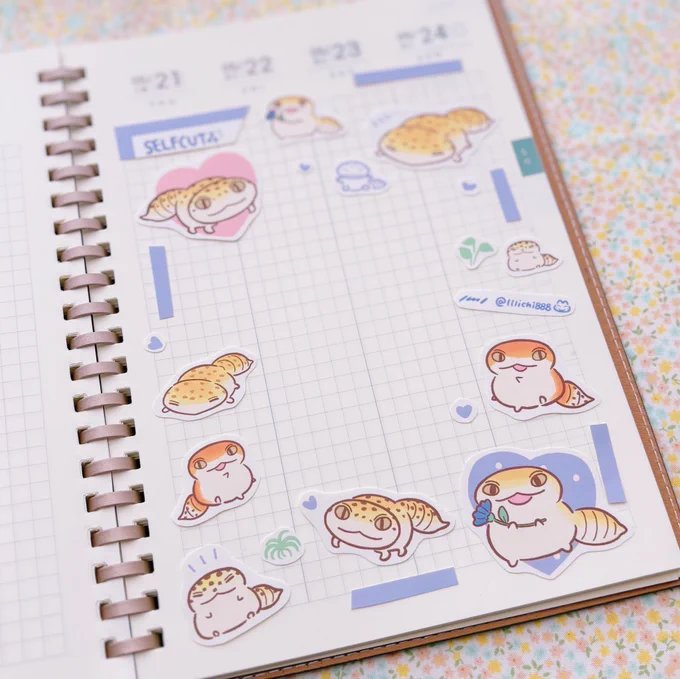 オンラインショップは オープン中ですヽ('▽`)/ コーヒーショップやホットケーキ、 いろんな動物の絵が並んでいます。 在庫がないものな再制作リクエストも受け付けているのでお気軽にどうぞー online shop