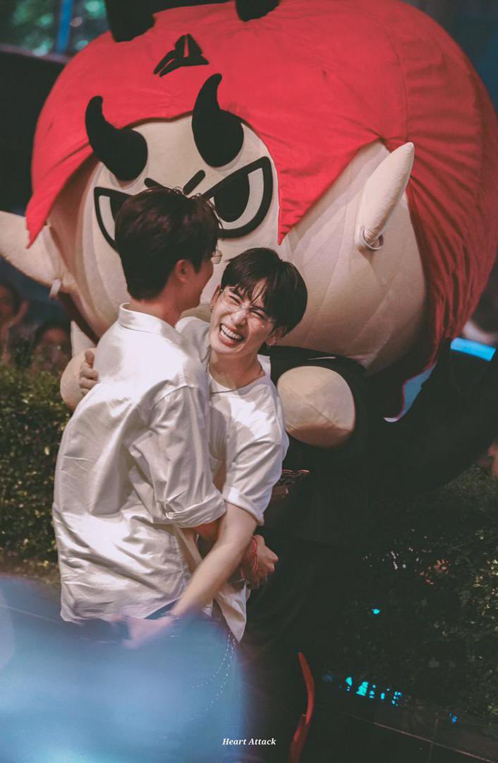 PerthSantaHolic27 tweet media