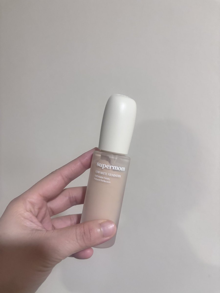 myyworld14's tweet photo. ส่งต่อรองพื้น supermom เบอร์ 21N ราคา 270 บาท ส่งฟรีค่า  #ส่งต่อเครื่องสำอาง  #ส่งต่อเครื่องสำอางมือสอง #supermom #เครื่องสำอางมือสอง https://t.co/spYMhbsgSP