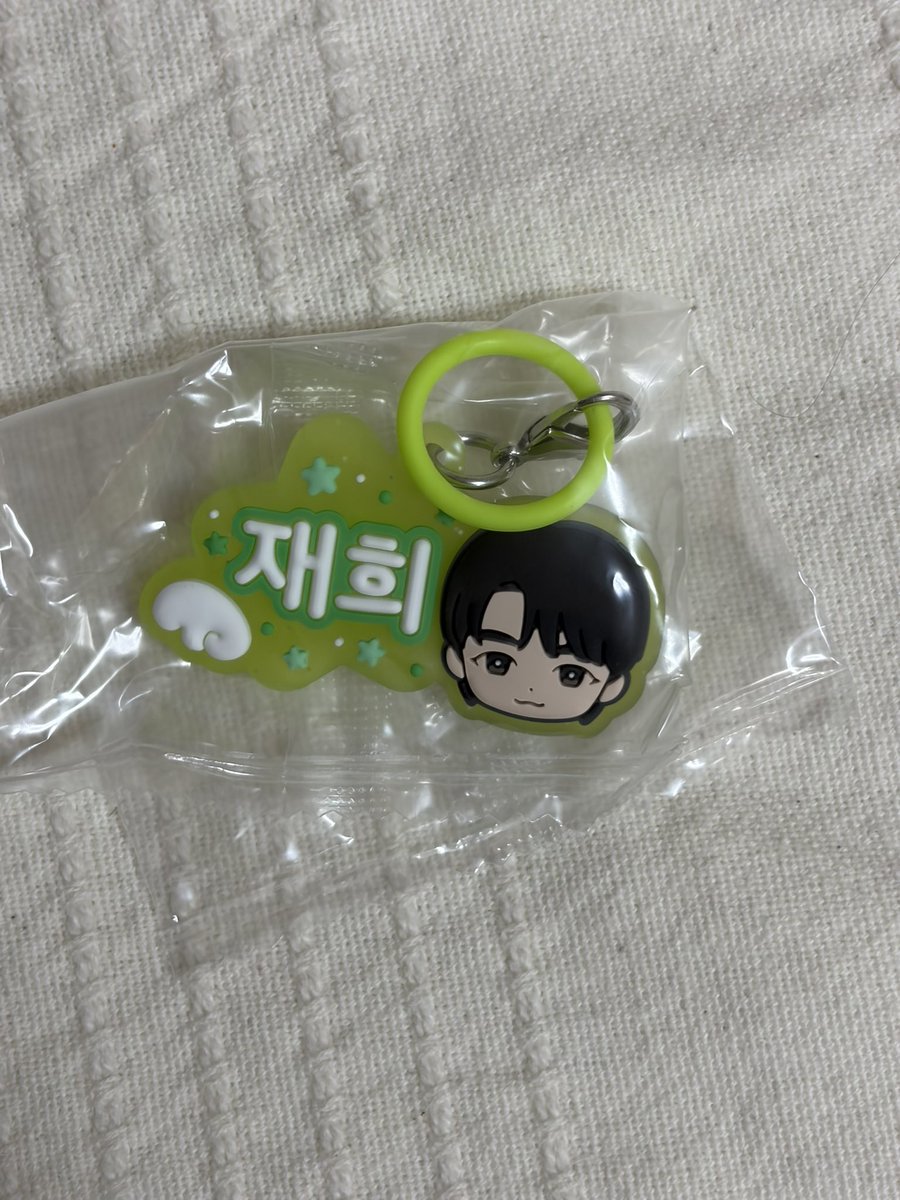 u20111223's tweet photo. NCT WISH ぷっくりめじるしアクセサリー交換ガチャ

【譲】 ジェヒA、シオンA

【求】リョウB＞サクヤB

リョウBが優先ですがサクヤBでも検討させていただきます🌟

郵送のみです！
お気軽にリプ、dmよろしくお願いいたします🙇‍♀️🍀

#nctwish #nctwish交換 https://t.co/Nxq7LNGh76