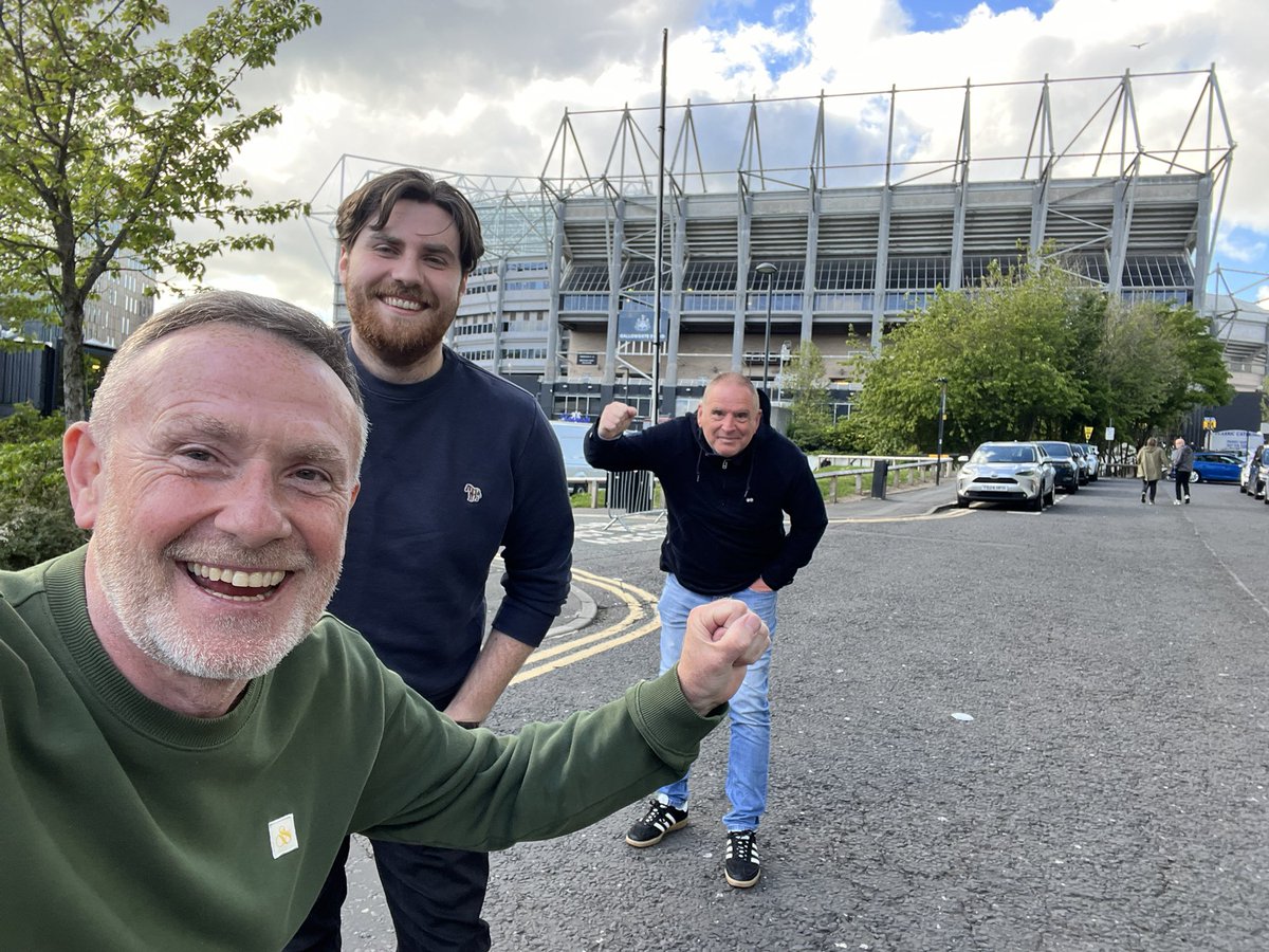 dougofthecorner's tweet photo. Last home game of the season, nice little trip to Fulham next week then it’ll be up in the attic searching for my Speedo’s and Factor 50 and a recharge of batteries before doing it again in August. Best hobby in the world ⚽️🌍🤍🖤🍻 #NUFC https://t.co/D1lJ08QQzU